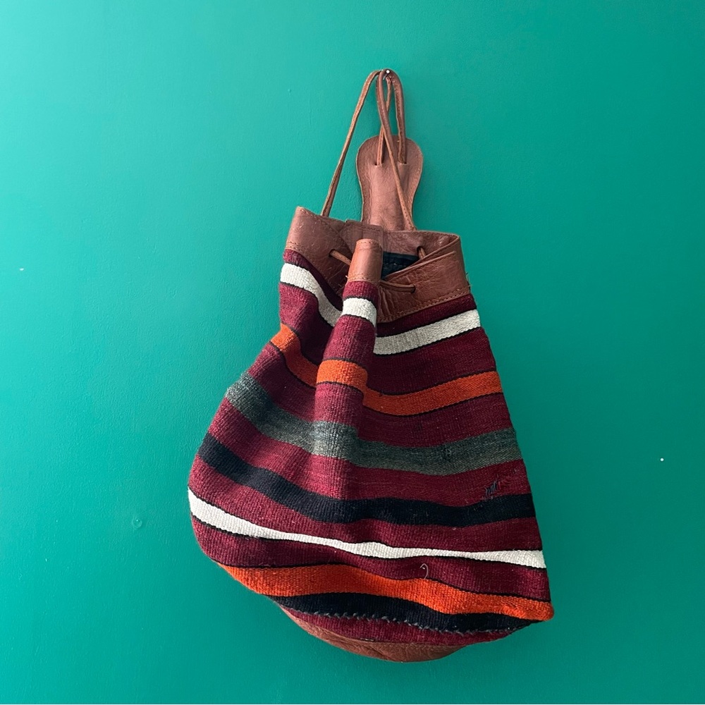 Vintage boho woven shoulder bag